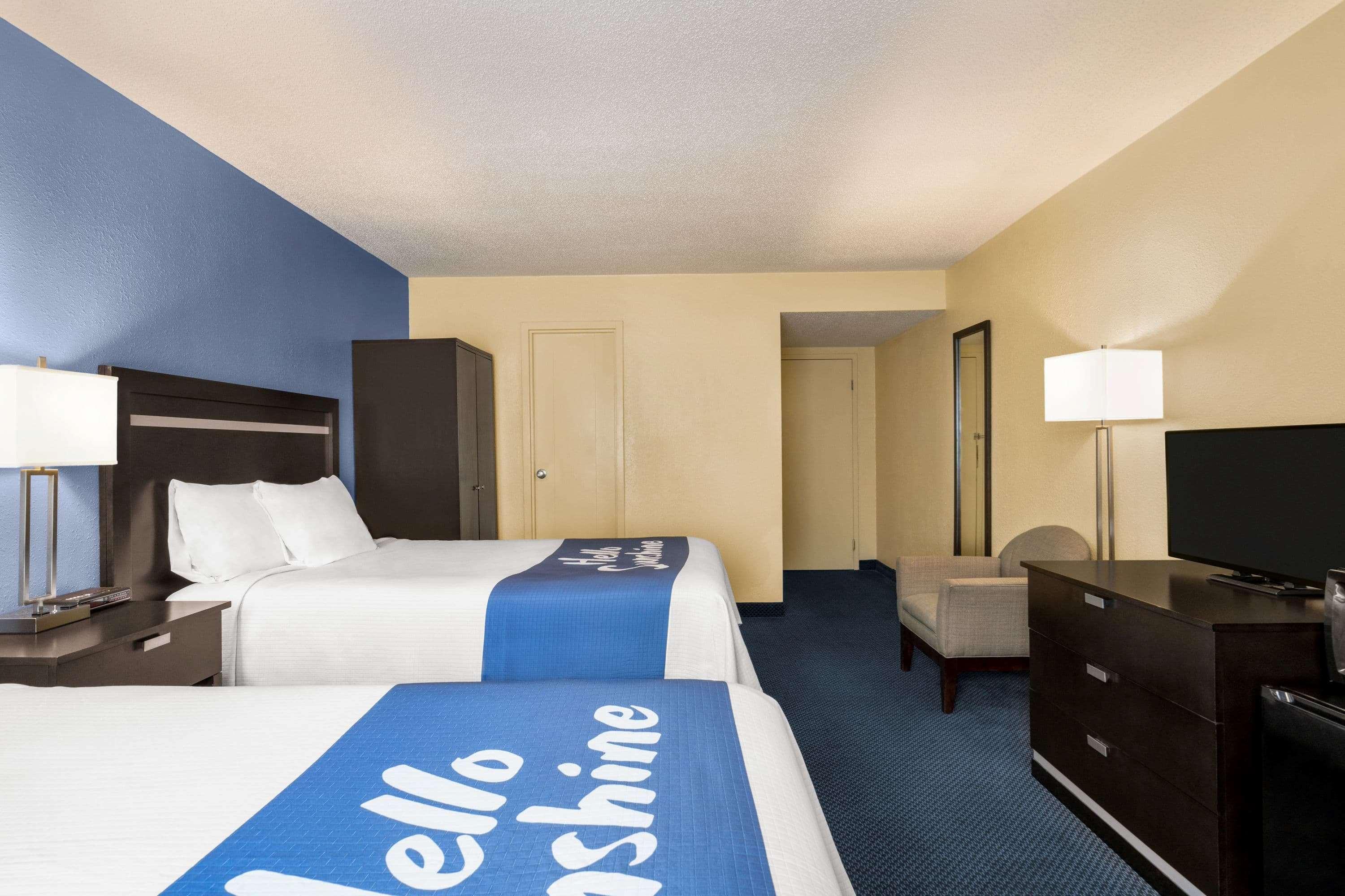 Days Inn By Wyndham Auburn/Finger Lakes Region Экстерьер фото