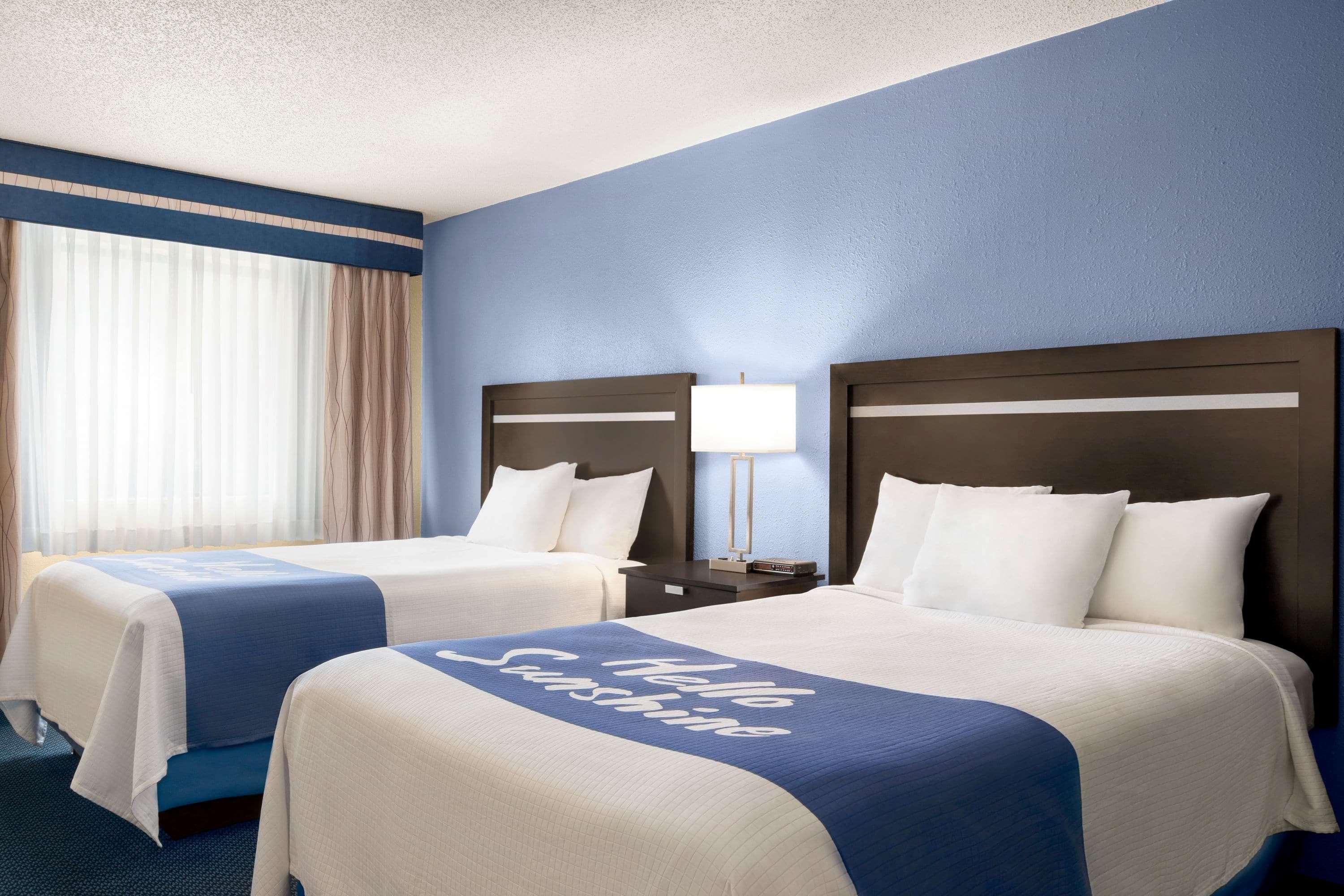 Days Inn By Wyndham Auburn/Finger Lakes Region Экстерьер фото